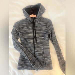 LULULEMON DEFINE SIZE TWO JACKET